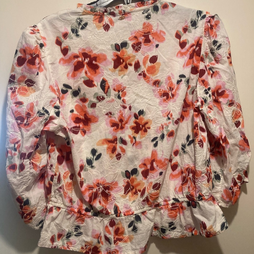 Sam Edelman Floral Blouse in Red and Orange - Picture 2 of 7